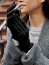 Load image into Gallery viewer, White + Warren - Cashmere Gloves
