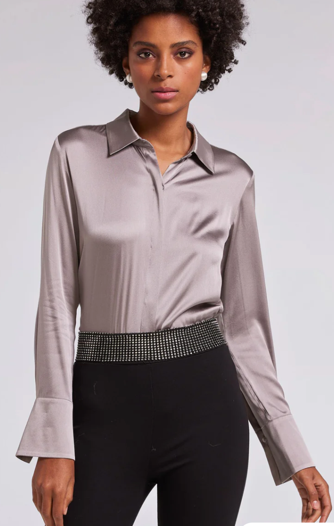 Generation Love - Jay Slim Fit Stretch Silk Blouse - Platinum