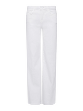 Load image into Gallery viewer, L&#39;Agence - Alicent Wide Leg Sneaker Length Jean - Blanc
