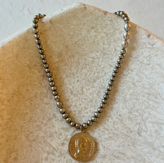 House of Olia - Dark Pearls w Medallion Necklace