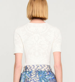 Marie Oliver - Crissy Jacquard Tee Shirt - Daisy