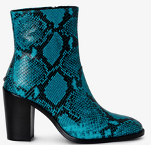 Load image into Gallery viewer, Zadig &amp; Voltaire - Preiser Ankle Boots - Fresh
