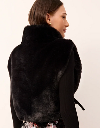 Marie Oliver - Cordelia Faux Fur Popover - Black