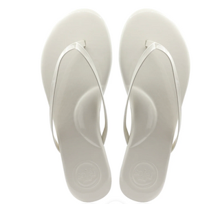 Solei Sea - Indie Vegan Leather Thong Sandal - Cream Patent
