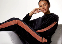 Load image into Gallery viewer, Monrow - Velour High Waist Vintage Sweatpant
